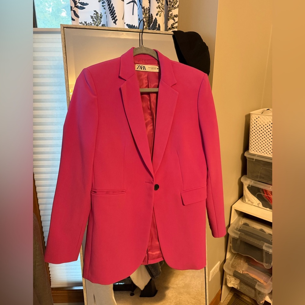 Zara Women's Vibrant Pink Blazer